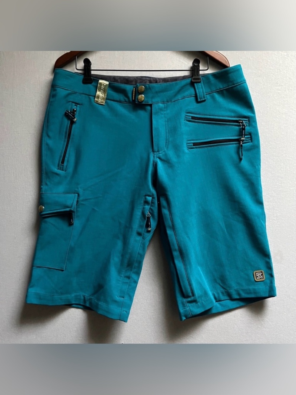 Race Face Khyber Woman’s Mountain Biking Shorts XL Teal
